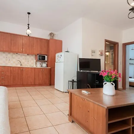 別荘 2br House With Private Patio *