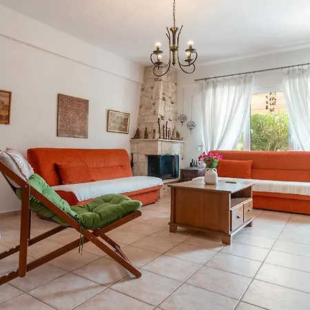 Feriehus 2br House With Private Patio