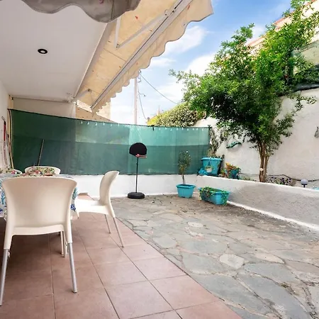 2br House With Private Patio 펜션 *